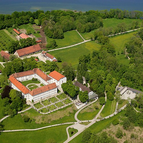 Augustiner-Chorherrenstift - Altes Schloss Herrenchiemsee